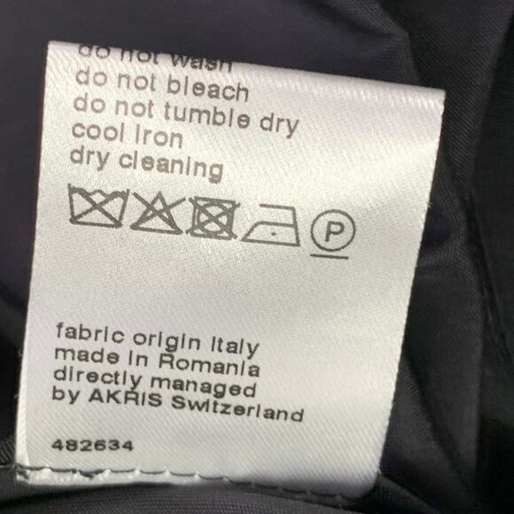 AKRIS Size 12 Black Silk Zip Up Coat - Picture 8 of 8